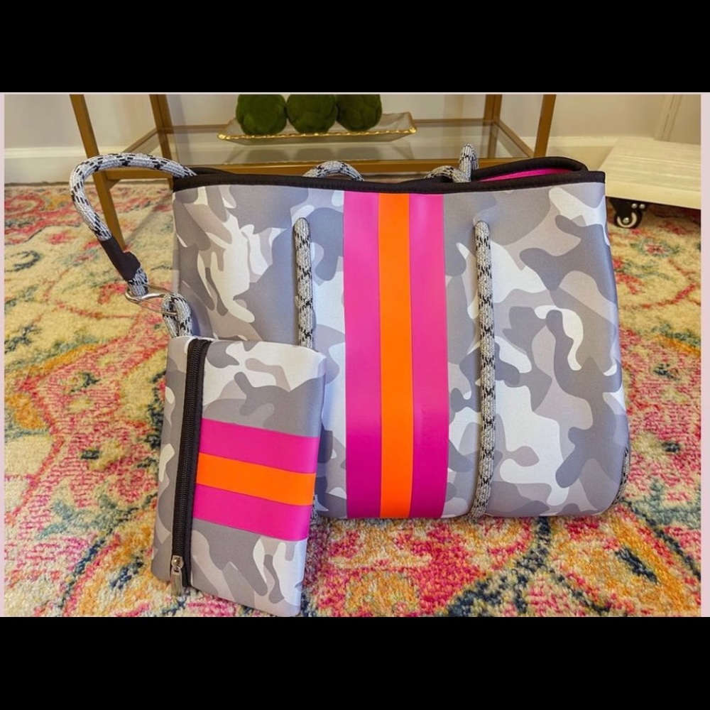 COPY - HAUTE TOTE BAG